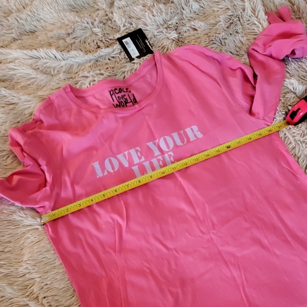 🎁 Pink "love your life" Peace love world tee - Picture 6 of 7